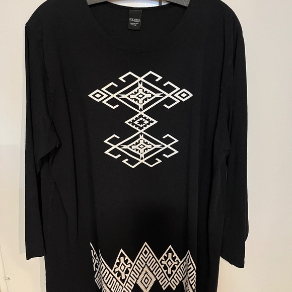 Lightweight tunic top - Picture 1 of 2